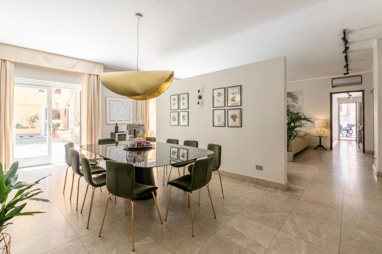 Romac Fontanella Borghese Palace Apartment Rom